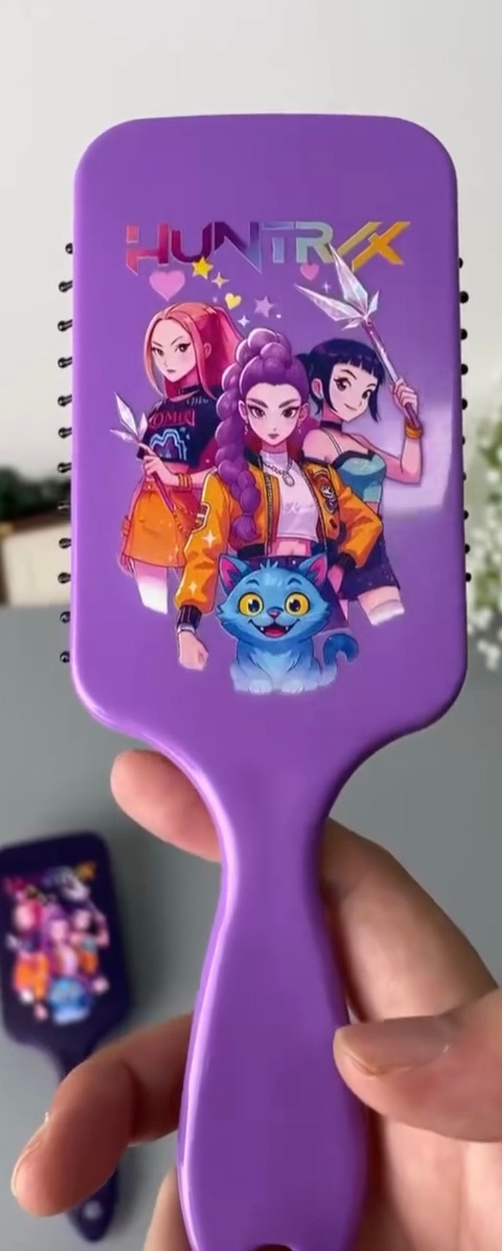 k-pop hairbrush