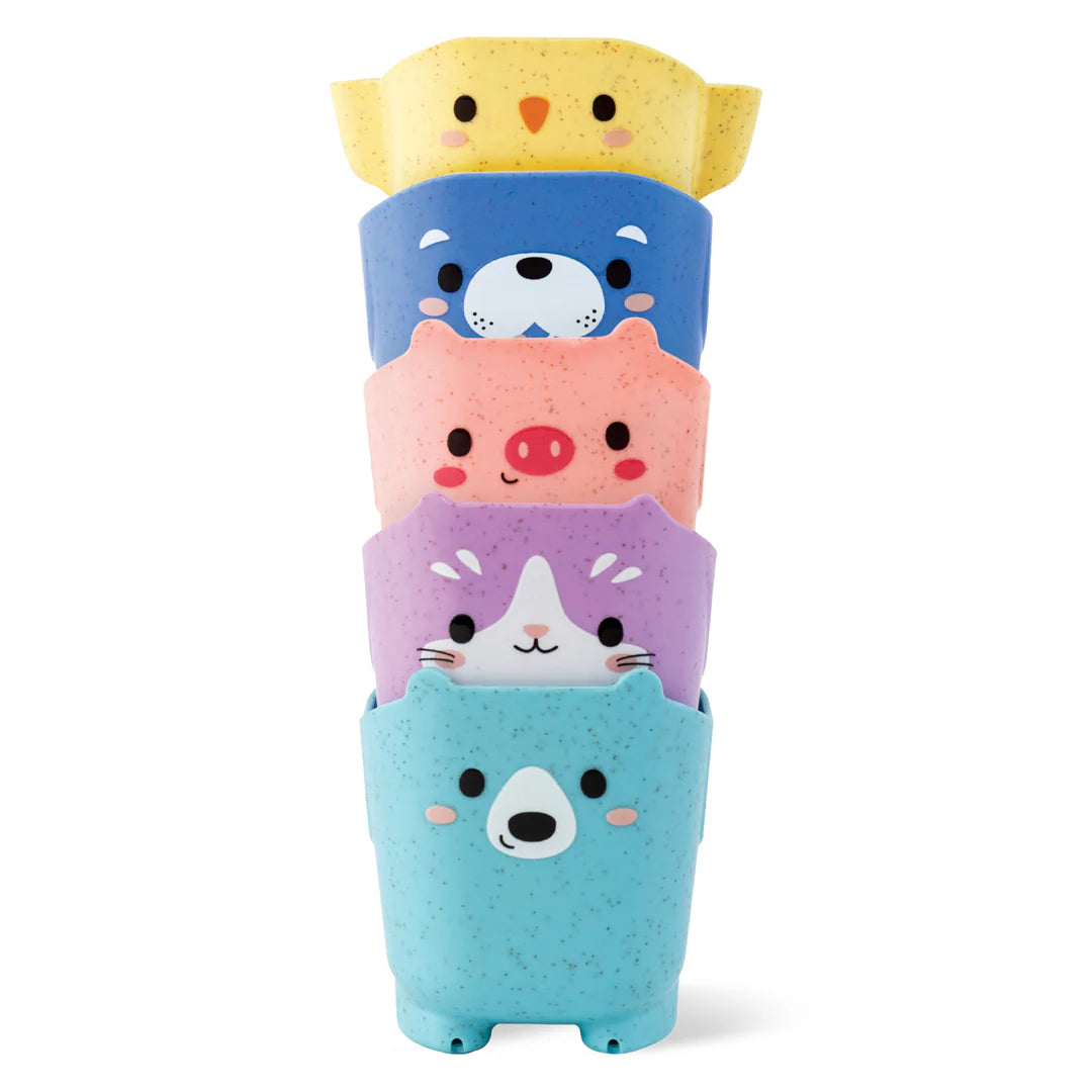 pour and play animal cups