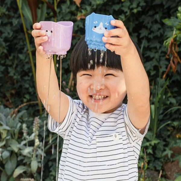 pour and play animal cups