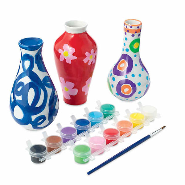 pyo porcelain vases