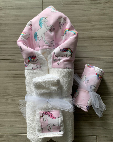 hooded towel with wash cloth and matching burp cloth