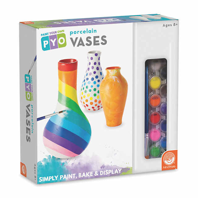 pyo porcelain vases