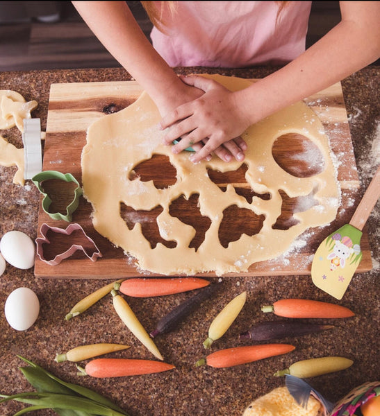spring fling cookie cutter set with spatula