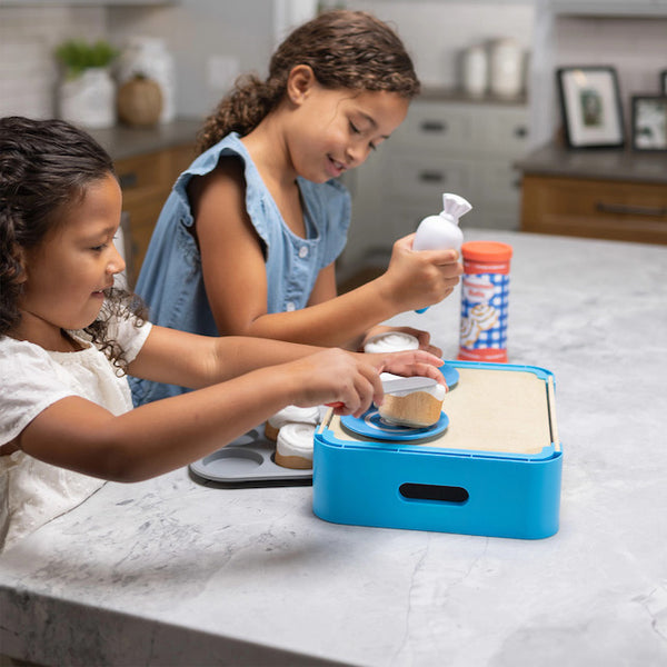Pretendables cinnamon roll set
